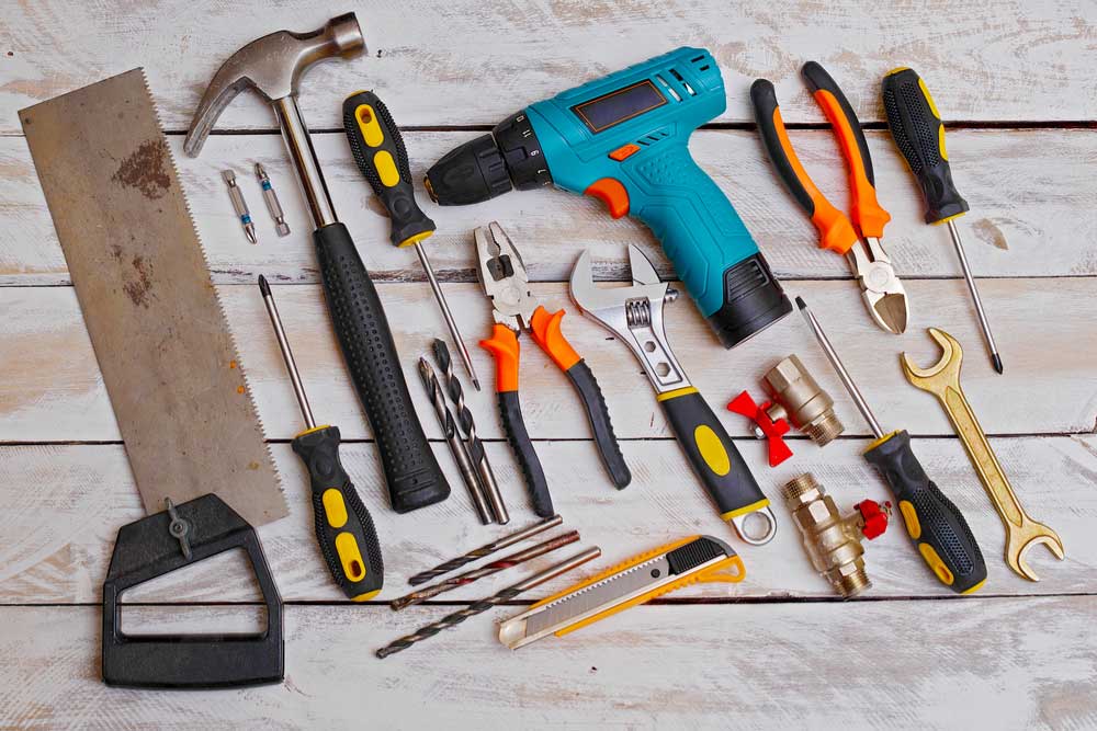 Photo des outils d'un technicien dans Chikhaoui Services